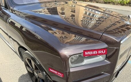 Rolls-Royce Cullinan, 2019 год, 27 990 000 рублей, 3 фотография