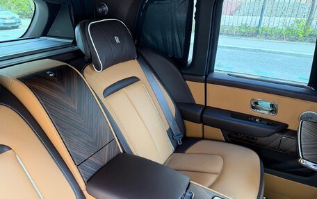 Rolls-Royce Cullinan, 2019 год, 27 990 000 рублей, 23 фотография