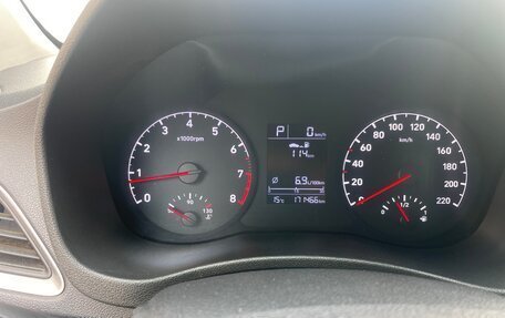 Hyundai Solaris II рестайлинг, 2018 год, 960 000 рублей, 7 фотография