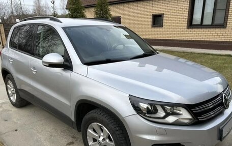 Volkswagen Tiguan I, 2011 год, 1 450 000 рублей, 3 фотография