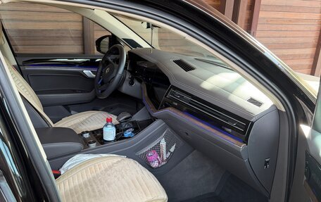 Volkswagen Touareg III, 2018 год, 7 500 000 рублей, 3 фотография
