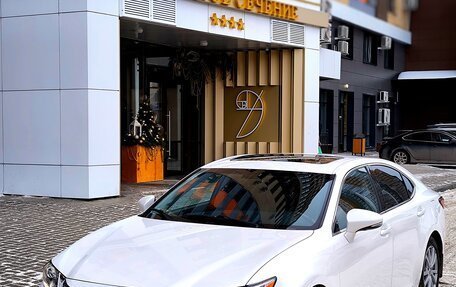 Lexus ES VII, 2015 год, 2 500 000 рублей, 11 фотография