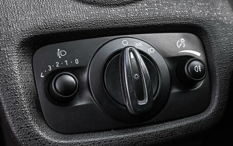 Ford Fiesta, 2018 год, 974 000 рублей, 9 фотография