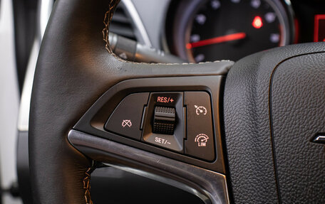 Opel Mokka I, 2013 год, 1 098 000 рублей, 20 фотография