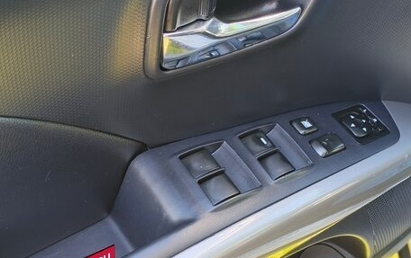 Mitsubishi Outlander III рестайлинг 3, 2008 год, 900 000 рублей, 21 фотография