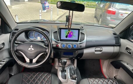 Mitsubishi L200 IV рестайлинг, 2008 год, 950 000 рублей, 4 фотография