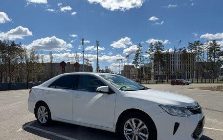 Toyota Camry, 2016 год, 2 000 000 рублей, 2 фотография