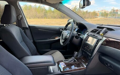 Toyota Camry, 2016 год, 2 000 000 рублей, 9 фотография