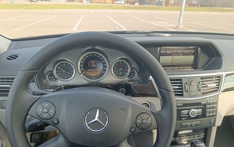 Mercedes-Benz E-Класс, 2011 год, 1 700 000 рублей, 16 фотография