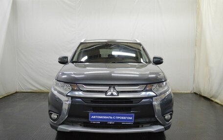 Mitsubishi Outlander III рестайлинг 3, 2015 год, 1 700 000 рублей, 2 фотография