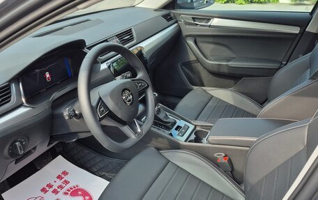 Skoda Superb III рестайлинг, 2025 год, 3 300 000 рублей, 5 фотография