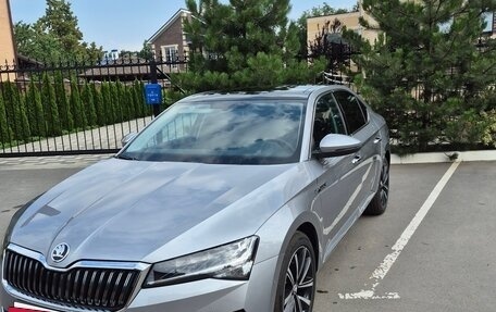 Skoda Superb III рестайлинг, 2025 год, 3 300 000 рублей, 4 фотография