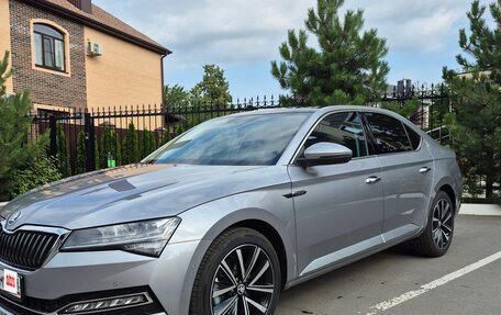 Skoda Superb III рестайлинг, 2025 год, 3 300 000 рублей, 9 фотография