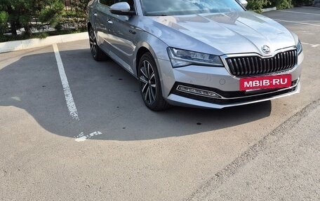 Skoda Superb III рестайлинг, 2025 год, 3 300 000 рублей, 8 фотография