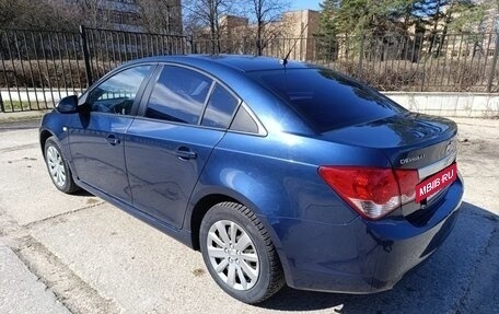 Chevrolet Cruze II, 2023 год, 750 000 рублей, 5 фотография