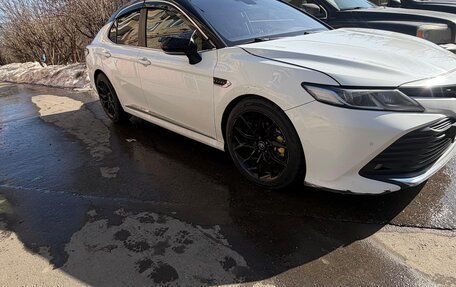 Toyota Camry, 2019 год, 1 630 000 рублей, 7 фотография