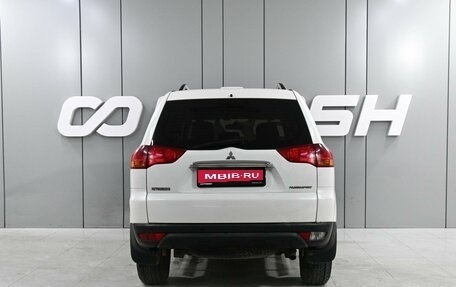 Mitsubishi Pajero IV, 2010 год, 1 599 000 рублей, 4 фотография