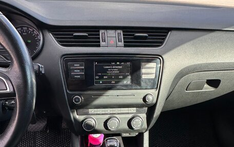 Skoda Octavia, 2017 год, 945 000 рублей, 15 фотография