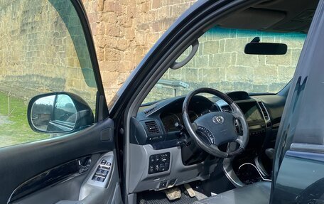 Toyota Land Cruiser Prado 120 рестайлинг, 2008 год, 1 900 000 рублей, 5 фотография
