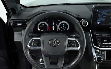 Toyota Land Cruiser, 2026 год, 16 500 000 рублей, 10 фотография