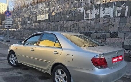 Toyota Camry V40, 2005 год, 425 000 рублей, 1 фотография