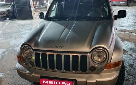 Jeep Cherokee, 2007 год, 900 000 рублей, 1 фотография