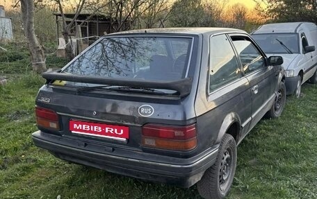 Mazda 323, 1987 год, 135 000 рублей, 7 фотография