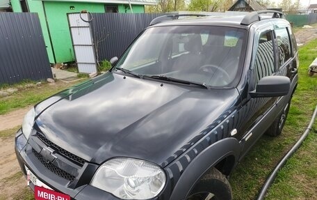Chevrolet Niva I рестайлинг, 2016 год, 550 000 рублей, 4 фотография