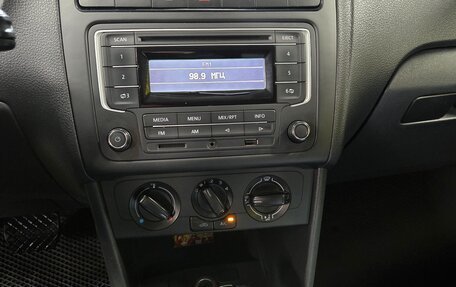 Volkswagen Polo VI (EU Market), 2015 год, 1 500 000 рублей, 10 фотография