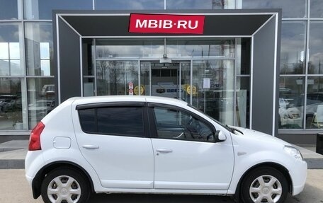 Renault Sandero I, 2013 год, 730 000 рублей, 4 фотография