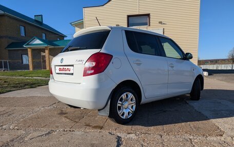 Skoda Fabia II, 2011 год, 435 000 рублей, 2 фотография