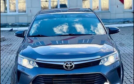 Toyota Camry, 2015 год, 1 870 000 рублей, 2 фотография