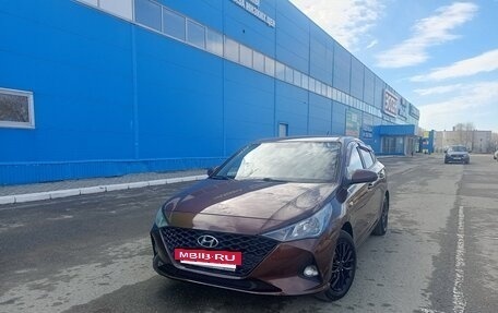 Hyundai Solaris II рестайлинг, 2021 год, 1 380 000 рублей, 8 фотография