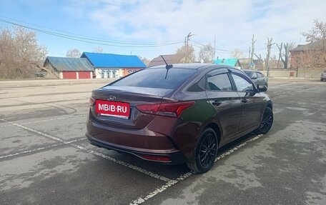 Hyundai Solaris II рестайлинг, 2021 год, 1 380 000 рублей, 4 фотография