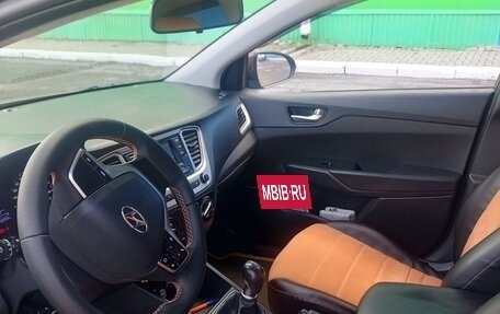 Hyundai Solaris II рестайлинг, 2021 год, 1 380 000 рублей, 12 фотография