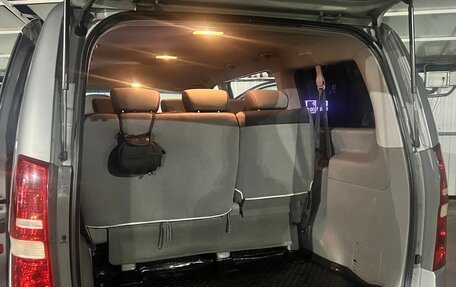 Hyundai H-1 II рестайлинг, 2012 год, 1 600 000 рублей, 8 фотография