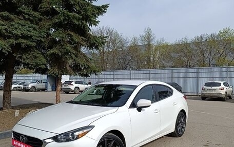 Mazda 3, 2016 год, 1 330 000 рублей, 2 фотография