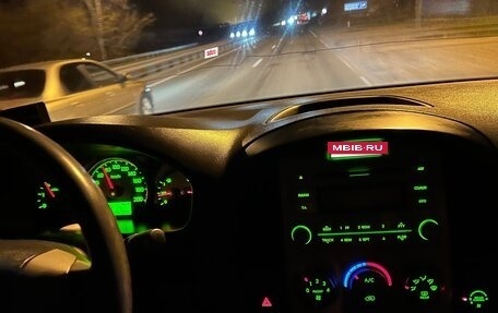 Hyundai H-1 II рестайлинг, 2012 год, 1 600 000 рублей, 14 фотография