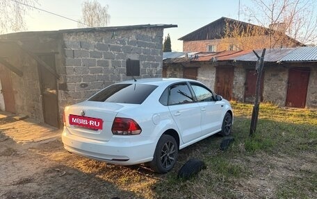 Volkswagen Polo VI (EU Market), 2016 год, 1 100 000 рублей, 4 фотография