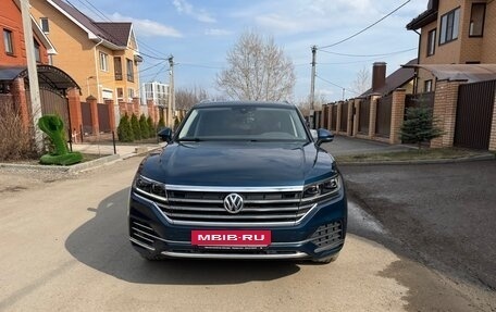 Volkswagen Touareg III, 2020 год, 4 500 000 рублей, 9 фотография