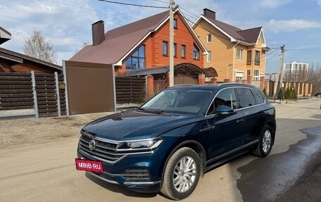 Volkswagen Touareg III, 2020 год, 4 500 000 рублей, 10 фотография