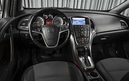Opel Astra J, 2011 год, 999 000 рублей, 6 фотография