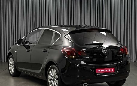 Opel Astra J, 2011 год, 999 000 рублей, 2 фотография