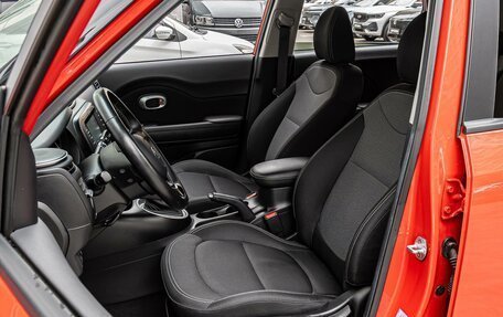 KIA Soul II рестайлинг, 2018 год, 1 790 000 рублей, 10 фотография
