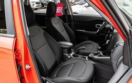 KIA Soul II рестайлинг, 2018 год, 1 790 000 рублей, 8 фотография