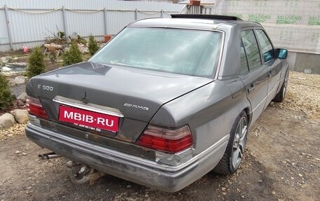 Mercedes-Benz E-Класс, 1994 год, 160 000 рублей, 1 фотография