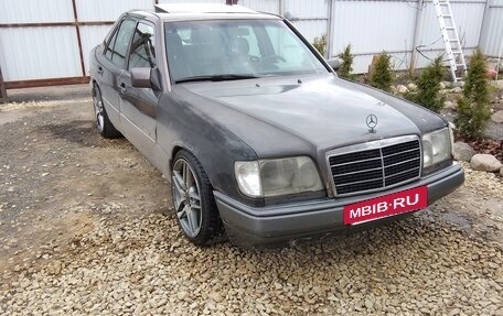Mercedes-Benz E-Класс, 1994 год, 160 000 рублей, 4 фотография