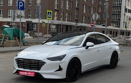 Hyundai Sonata VIII, 2022 год, 2 800 000 рублей, 1 фотография