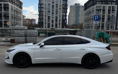 Hyundai Sonata VIII, 2022 год, 2 800 000 рублей, 5 фотография