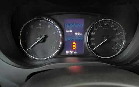 Mitsubishi Outlander III рестайлинг 3, 2015 год, 1 880 000 рублей, 23 фотография